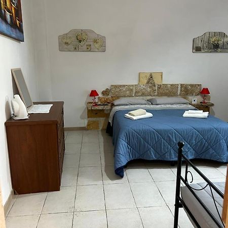 L'Atmosfera Apartamento Brindisi Exterior foto