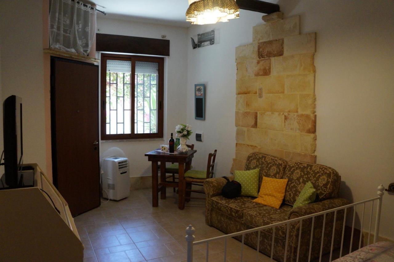 L'Atmosfera Apartamento Brindisi Exterior foto